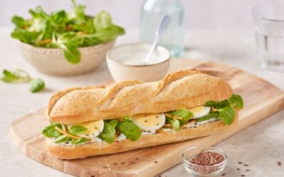 Sandwich Bleu-Blanc-Coeur aux oeufs et fromage frais